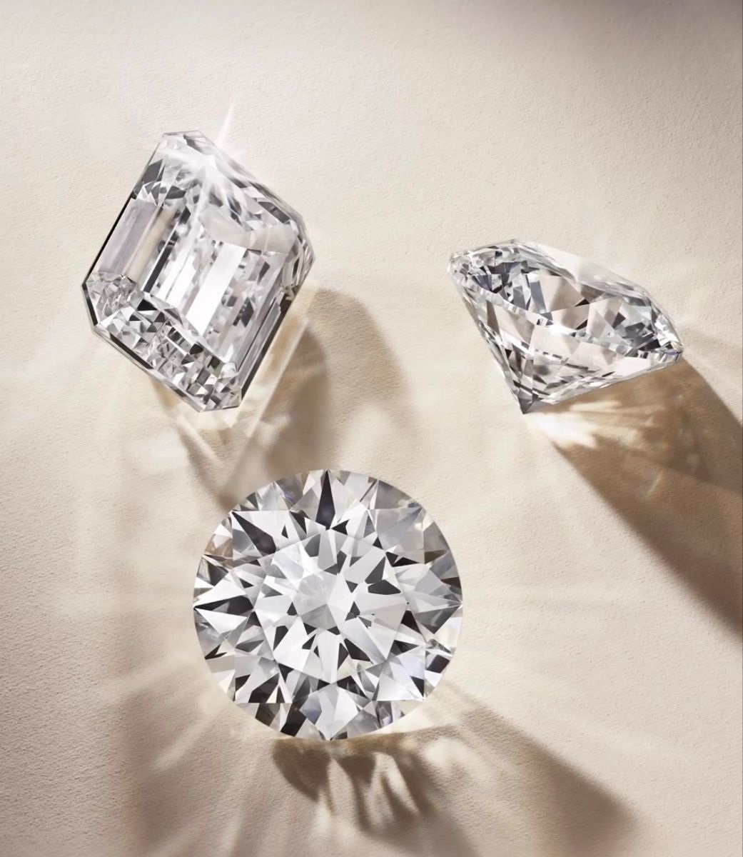 Certified diamond collection - GIA certified diamonds display